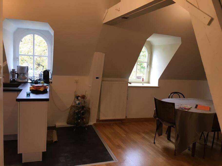 Bel Appartement Climatise Plein Centre Ville Poitiers Exterior photo